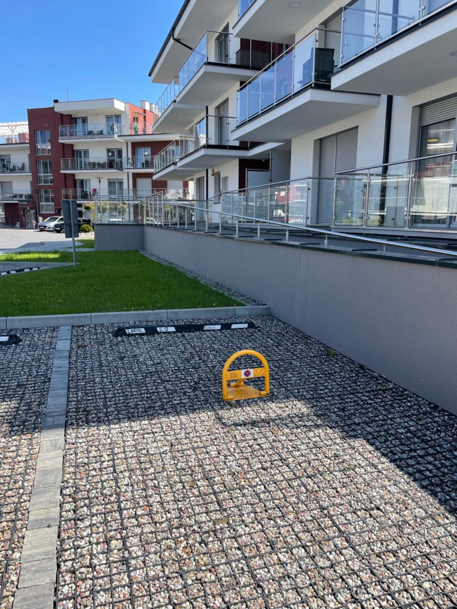 Miodowy Apartament Z Duzym Tarasem W Rewalu, Blisko Morza Kültér fotó